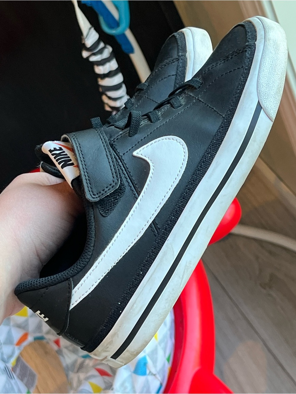 Nike Kids Black and White Low-Top Sneaker with Hook-and-Loop Strap